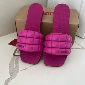 Havaianas, Women's Pink Slide Sandals, size 39-40, (9-10)